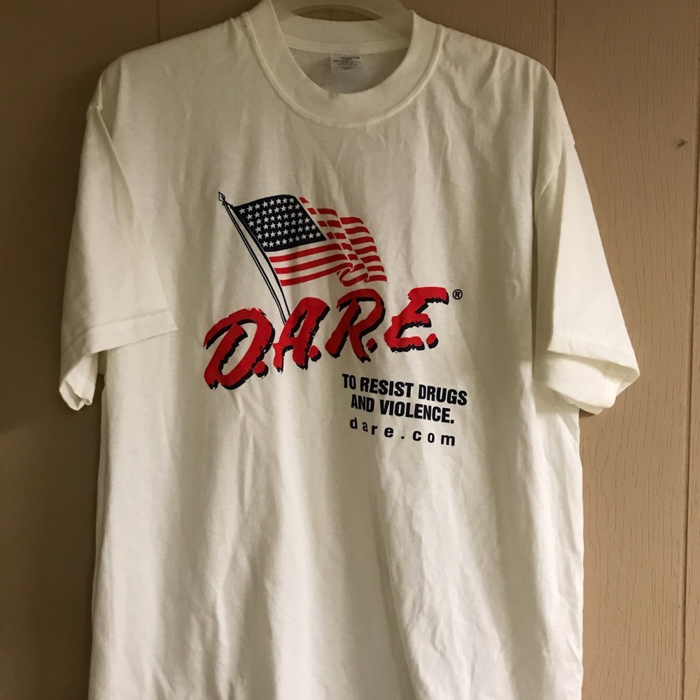 Vintage DARE t shirt drugs tee USA school rare